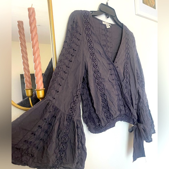 American Eagle Outfitters Tops - AMERICAN EAGLE Bohemian Bell Sleeve Top